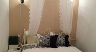 Гостиница Weekend Rooms and Hostel Москва Семейный двухместный номер с 1 кроватью-3