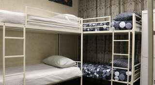 Гостиница Weekend Rooms and Hostel Москва Односпальная кровать в мужском общем номере-3
