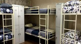 Гостиница Weekend Rooms and Hostel Москва Односпальная кровать в мужском общем номере-2